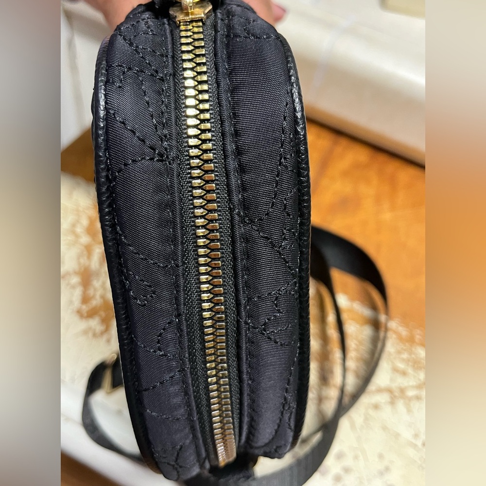 Betsey Johnson Black Quilted Crossbody Bag NWOT - Picture 10 of 11